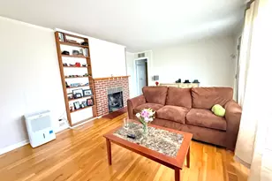 360 Niagara St, Park Forest, IL 60466 - Photo 3