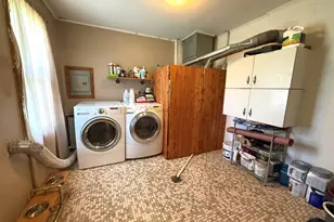 360 Niagara St, Park Forest, IL 60466 - Photo 17