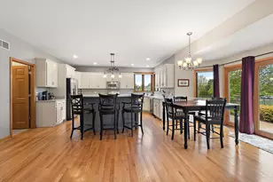 1231 Abbey Oaks Dr, Lemont, IL 60439 - Photo 11