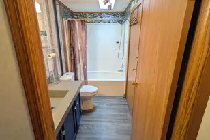 3427 W 117th St, Merrionette Park, IL 60803 - Photo 11