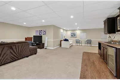 1376 Chapman Drive, Darien, IL 60561 - Photo 33