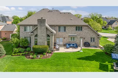 1376 Chapman Drive, Darien, IL 60561 - Photo 3