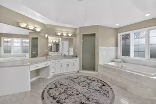 1376 Chapman Dr, Darien, IL 60561 - Photo 23