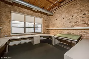 434 W Ontario St, Chicago, IL 60610 - Photo 3