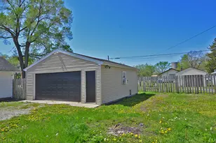 1617 Pine St, Ottawa, IL 61350 - Photo 13