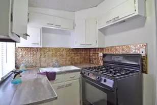 1617 Pine St, Ottawa, IL 61350 - Photo 9