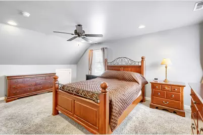 513 N Howard Avenue, Elmhurst, IL 60126 - Photo 15