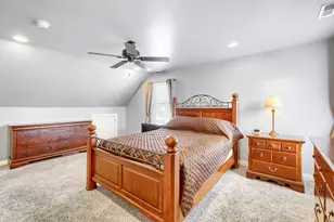 513 N Howard Ave, Elmhurst, IL 60126 - Photo 15
