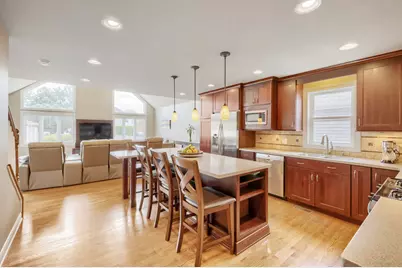 513 N Howard Avenue, Elmhurst, IL 60126 - Photo 5
