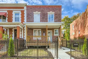 6540 S Ingleside Ave, Chicago, IL 60637 - Photo 1