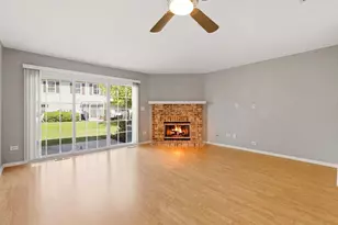 1911 Grove Ave, Schaumburg, IL 60193 - Photo 7