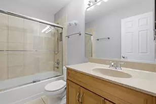 1911 Grove Ave, Schaumburg, IL 60193 - Photo 19