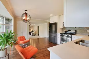 943 N Crestview Dr, Palatine, IL 60067 - Photo 13