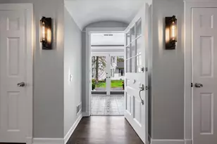 910 Chippewa Ln, Wilmette, IL 60091 - Photo 3