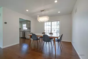 1405 Wescott Rd, Northbrook, IL 60062 - Photo 9