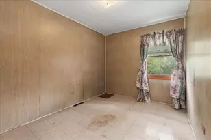 11024 Oxford Ave, Chicago Ridge, IL 60415 - Photo 9