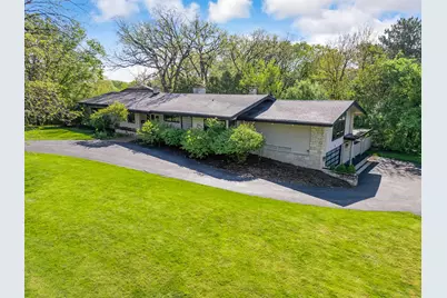 708 Woodland Avenue, Hinsdale, IL 60521 - Photo 1