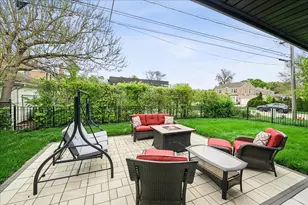 4720 W Albion Ave, Lincolnwood, IL 60712 - Photo 5