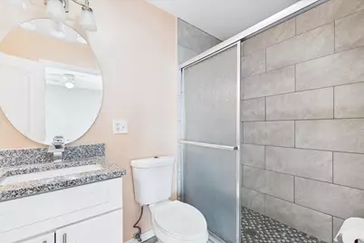 29 N Metropolitan Avenue, Waukegan, IL 60085 - Photo 13