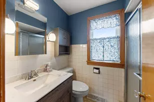 9966 Montrose Ave, Schiller Park, IL 60176 - Photo 11