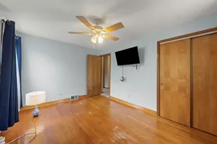 9966 Montrose Ave, Schiller Park, IL 60176 - Photo 13