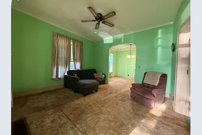 314 S Quincy Street, Clifton, IL 61727 - Photo 3
