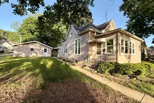 314 S Quincy St, Clifton, IL 61727 - Photo 1