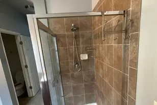5650 Brentwood Dr, Hoffman Estates, IL 60192 - Photo 17