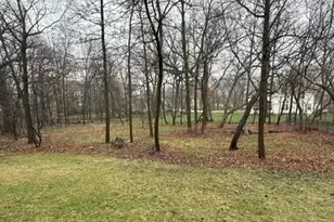 5650 Brentwood Dr, Hoffman Estates, IL 60192 - Photo 21