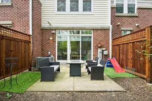 527 Grove Ln, Forest Park, IL 60130 - Photo 29