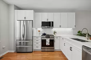 527 Grove Ln, Forest Park, IL 60130 - Photo 17