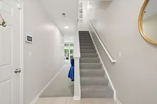 527 Grove Ln, Forest Park, IL 60130 - Photo 3