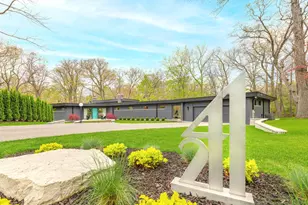 241 Melba Ln, Highland Park, IL 60035 - Photo 3