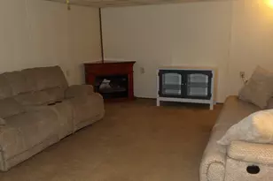 1014 Beulah St, Eldorado, IL 62930 - Photo 5