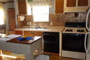 1014 Beulah St, Eldorado, IL 62930 - Photo 15