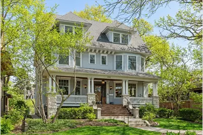 530 N East Avenue, Oak Park, IL 60302 - Photo 1