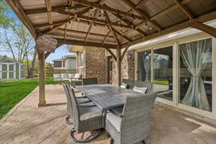 534 Summit Dr, Schaumburg, IL 60193 - Photo 37