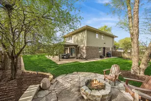 534 Summit Dr, Schaumburg, IL 60193 - Photo 35