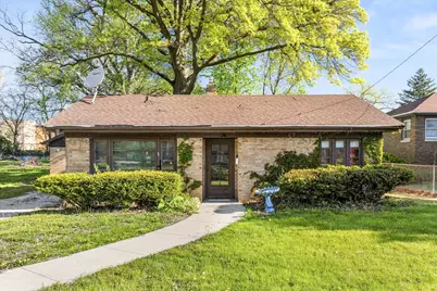 210 E 1st Street, Streator, IL 61364 - Photo 1