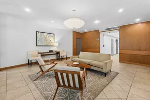 1516 Hinman Ave, Evanston, IL 60201 - Photo 3