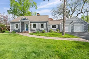 1160 Hazel Ave, Deerfield, IL 60015 - Photo 1