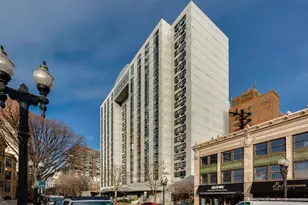 1221 N Dearborn Pkwy, Chicago, IL 60610 - Photo 17