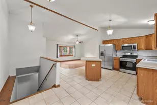 5214 Parkview Dr, McCullom Lake, IL 60050 - Photo 11