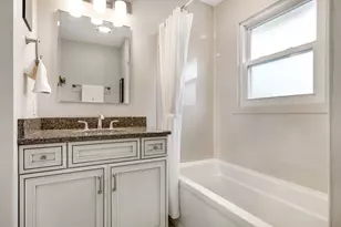 900 Dearborn Cir, Carol Stream, IL 60188 - Photo 15