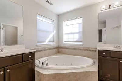 874 Savoy Court, Lake Zurich, IL 60047 - Photo 31