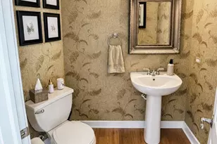 823 Columbia Cir, North Aurora, IL 60542 - Photo 9