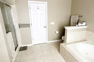 823 Columbia Cir, North Aurora, IL 60542 - Photo 25