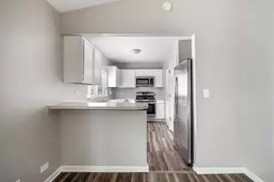 2666 Prairieview Ln, Aurora, IL 60502 - Photo 9