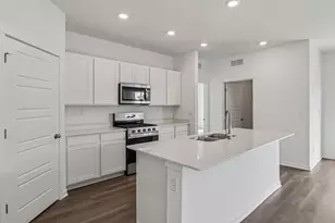 6304 Redwood Ct, Wonder Lake, IL 60097 - Photo 9