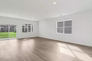 6304 Redwood Ct, Wonder Lake, IL 60097 - Photo 3